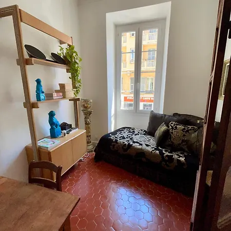 Appartement Grand Port De *